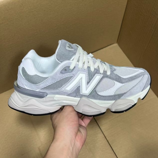 View 6 - Grey
