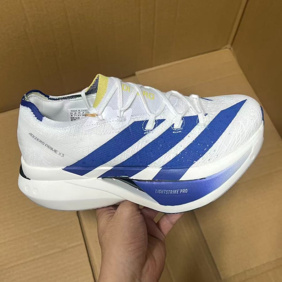 View 4 - White / Blue