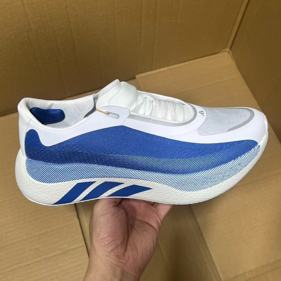 View 2 - White / Blue
