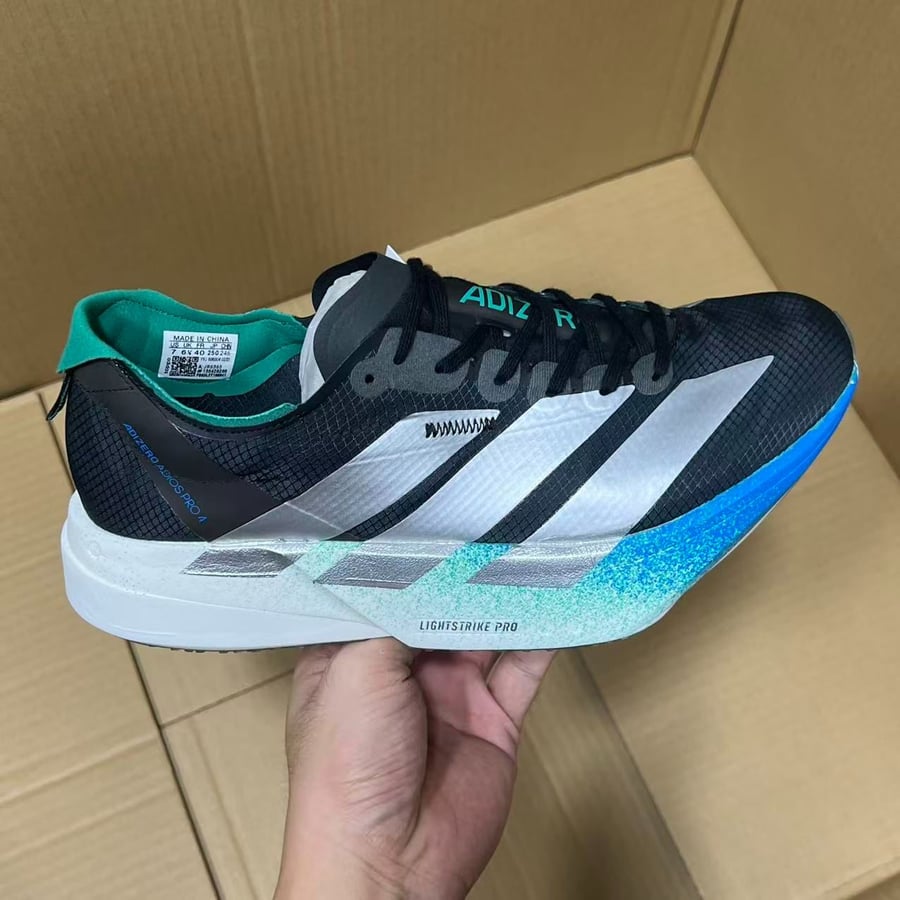 View 7 - Black / Grey