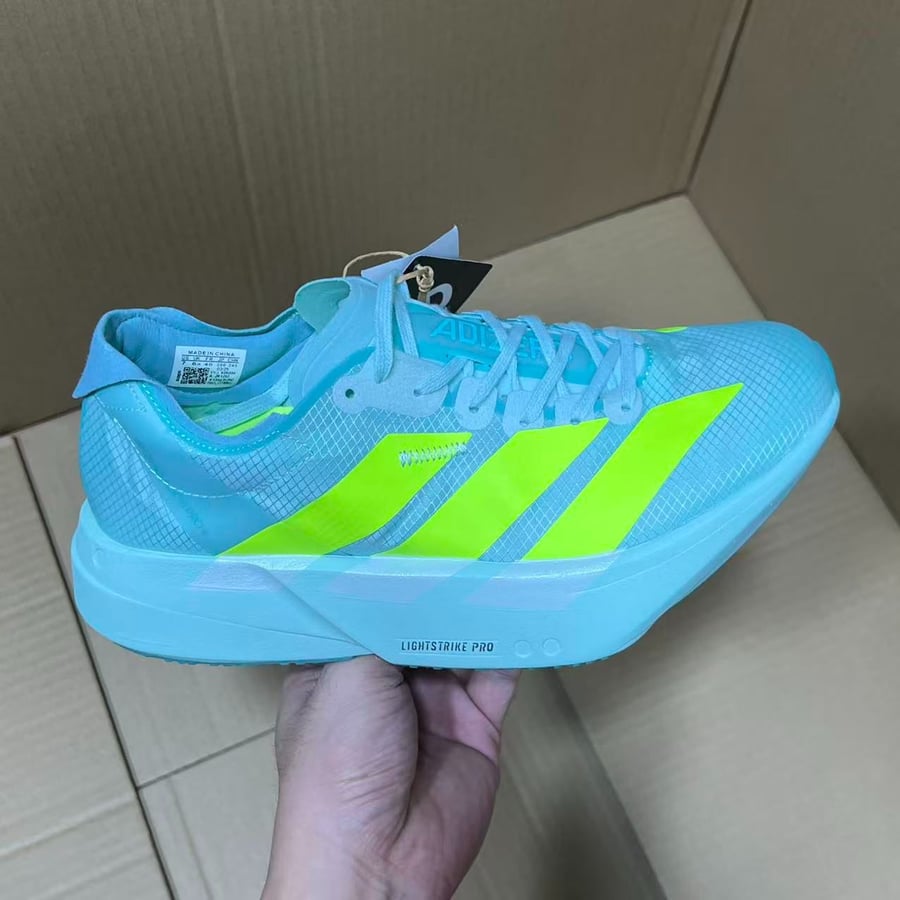 View 6 - Blue / Green
