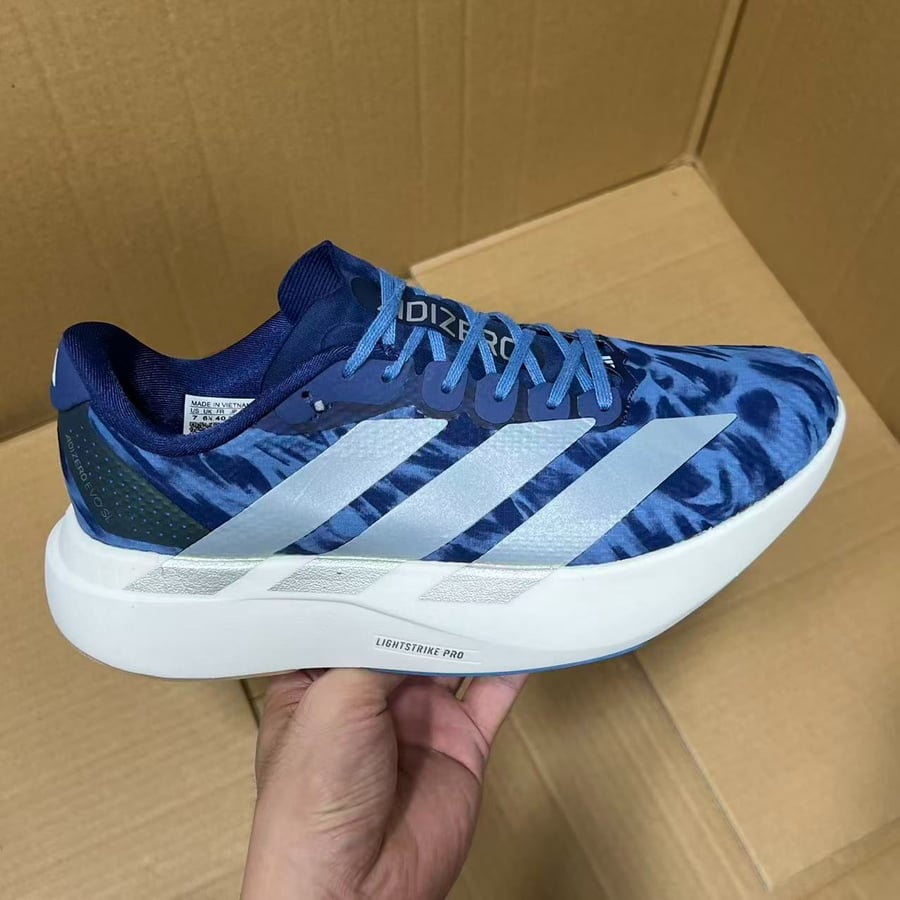 View 3 - Blue