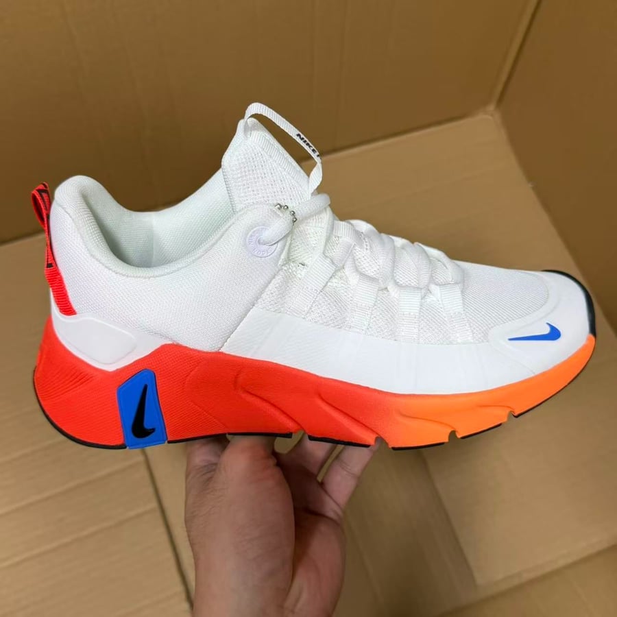 View 4 - White / Orange