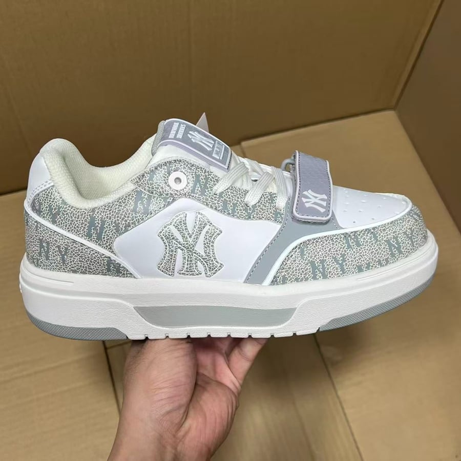 View 3 - Grey