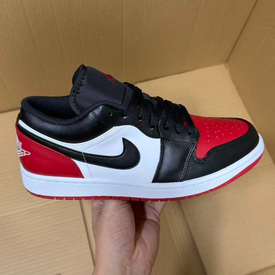 View 4 - Black / Red