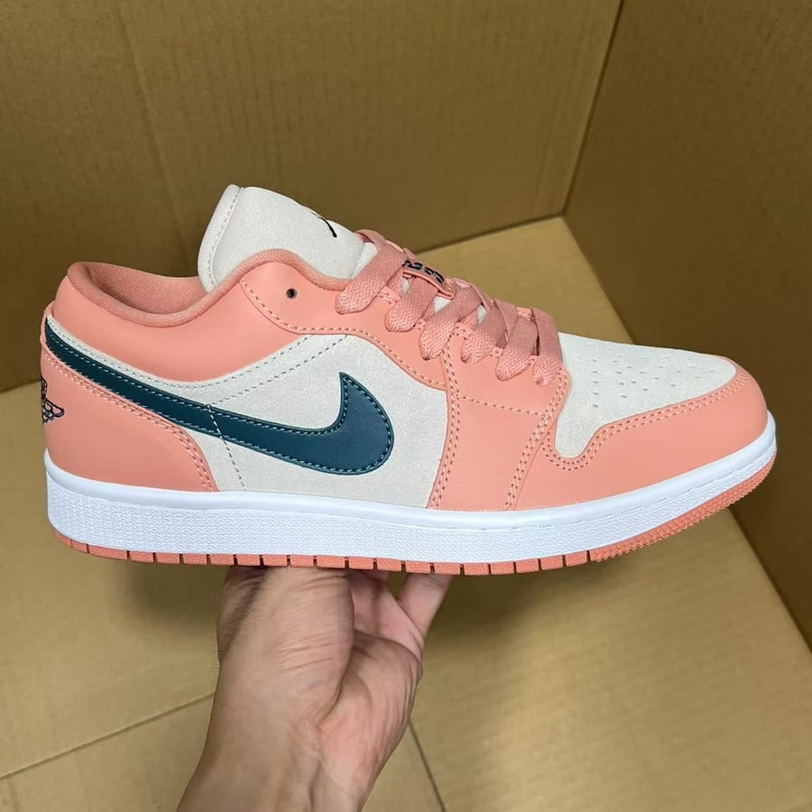 View 6 - Pink / Green