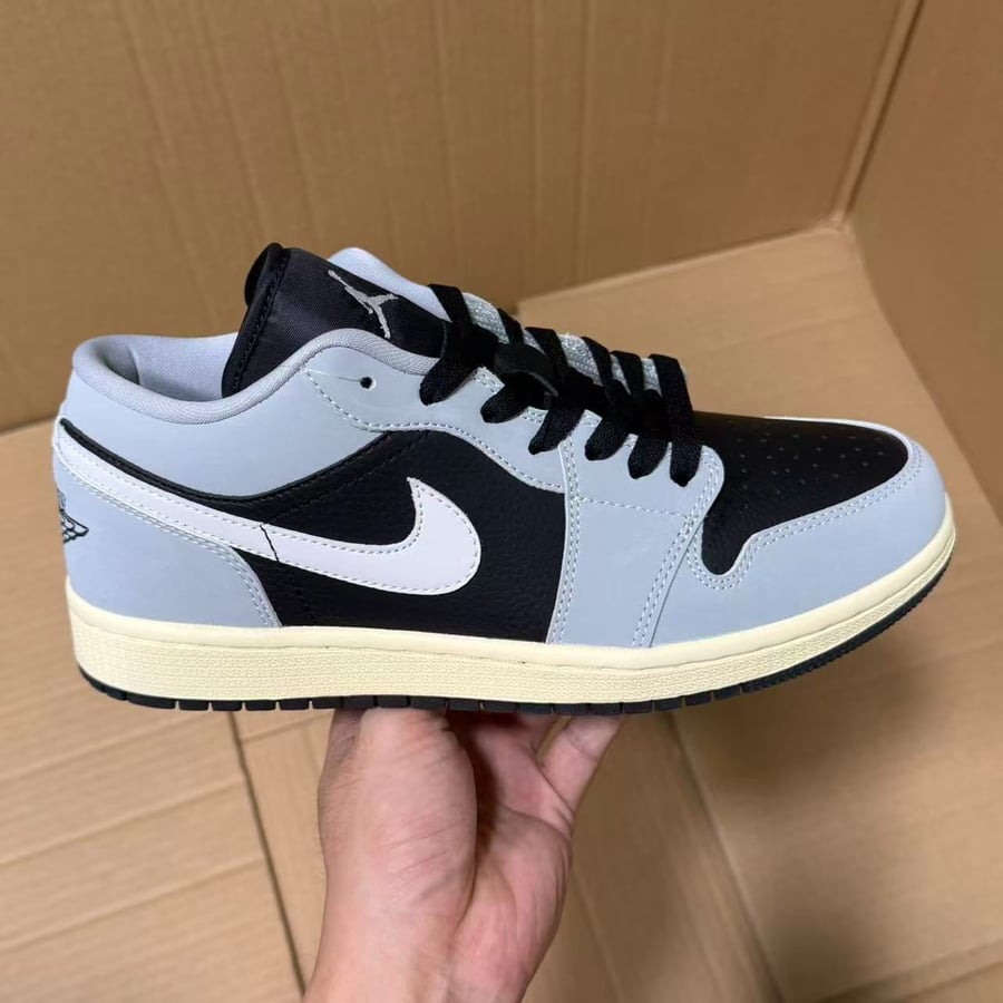 View 2 - Black / Grey