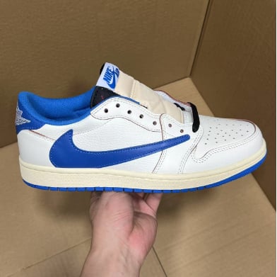 View 4 - White / Blue