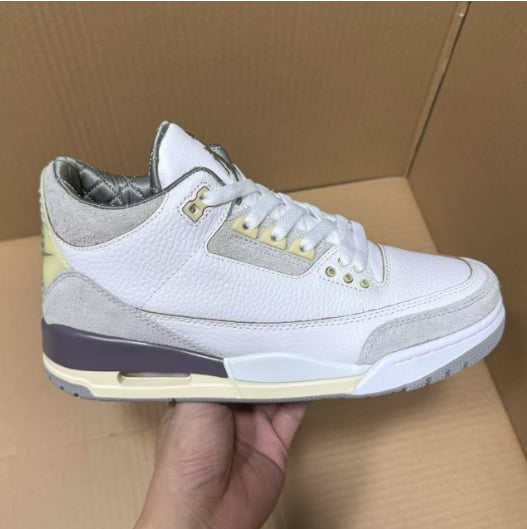 View 7 - White / Grey