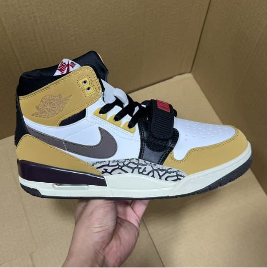 View 5 - White / Brown