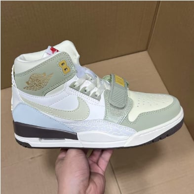View 4 - Green / Beige