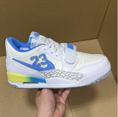 View 5 - White / Blue