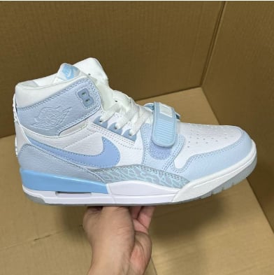 View 3 - Blue