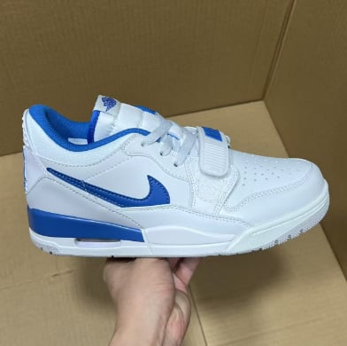 View 2 - White / Blue