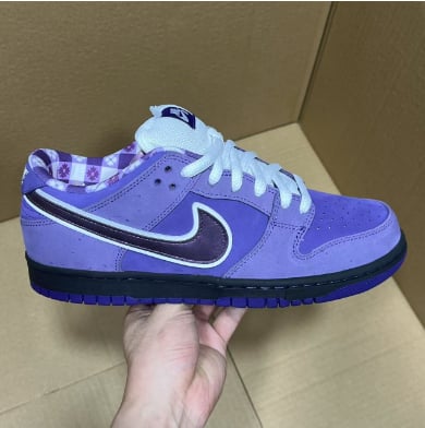 Sneakers N Batch Dunk Series