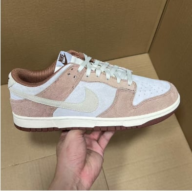 View 4 - White / Brown