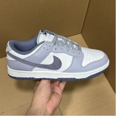 View 6 - White / Grey