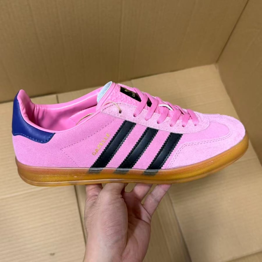 Sneakers N Batch German Trainer Series