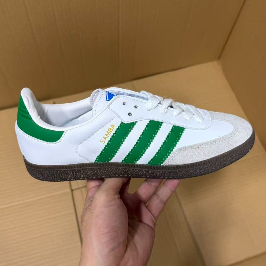 View 8 - White / Green