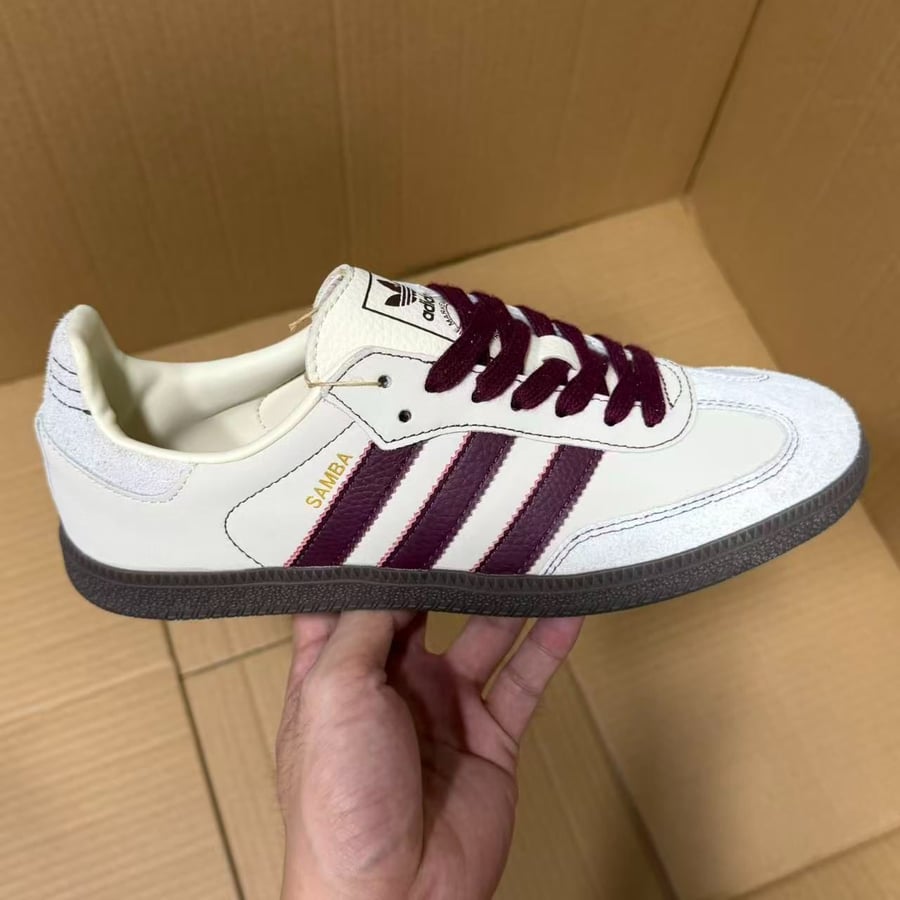 Sneakers N Batch German Trainer Series
