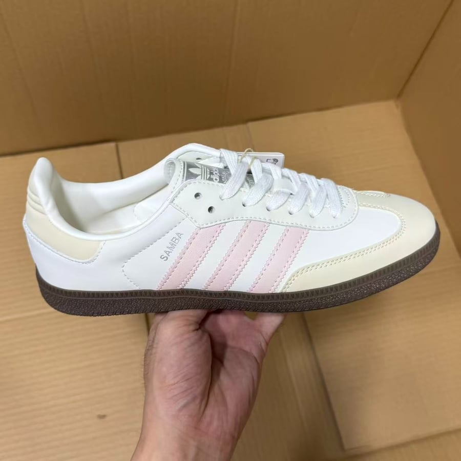 View 2 - White / Pink