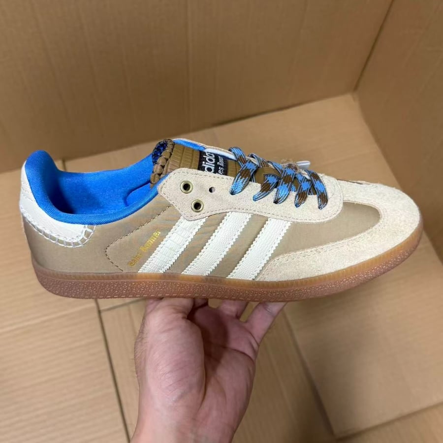 Sneakers N Batch German Trainer Series