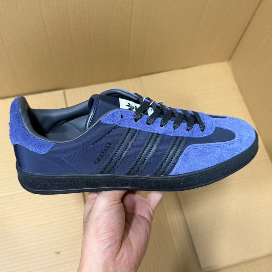 View 8 - Blue