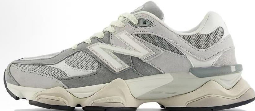 View 6 - White / Grey