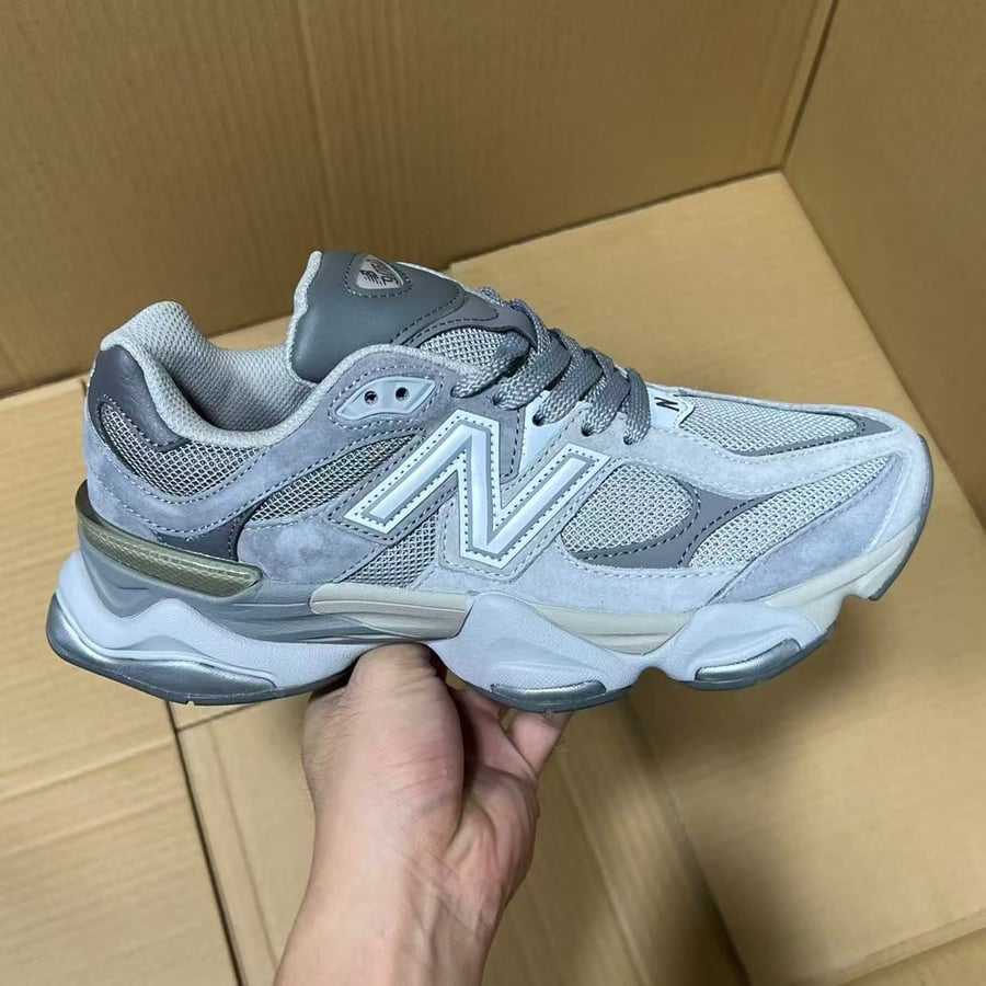 View 2 - Grey