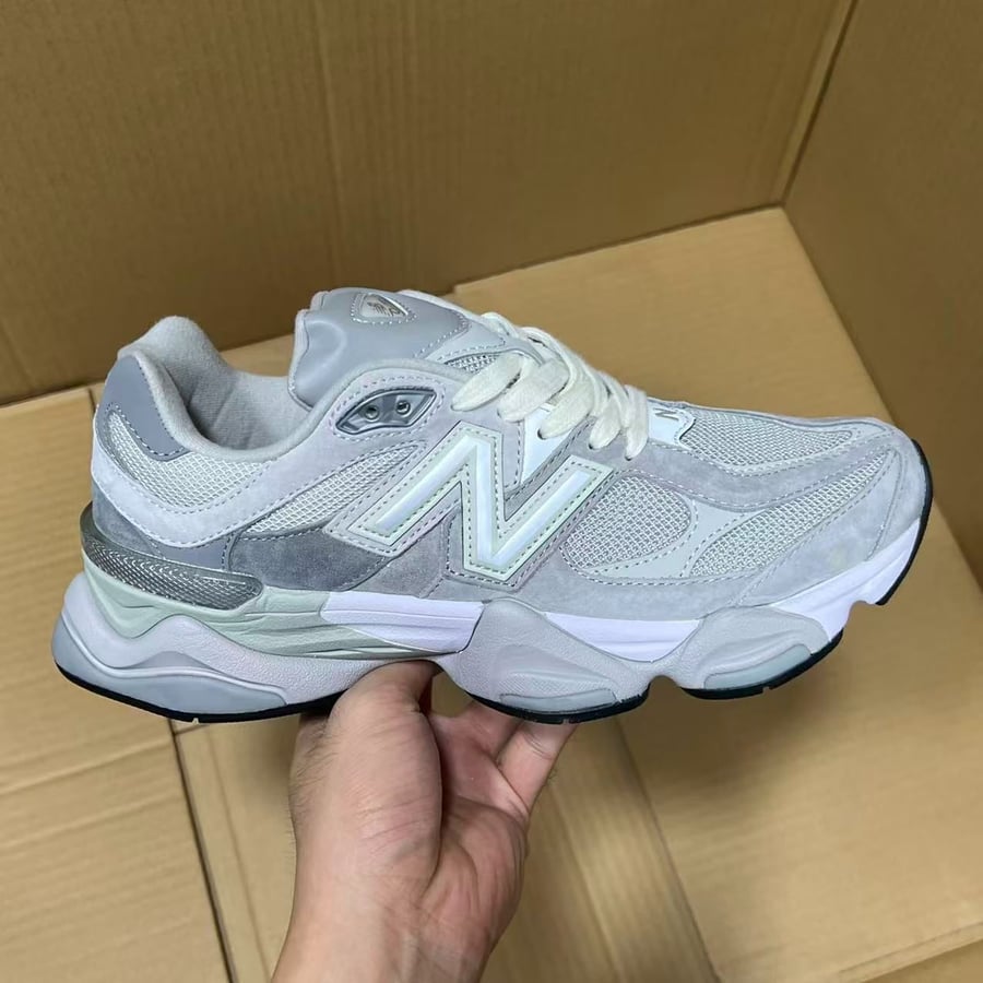 View 2 - Grey