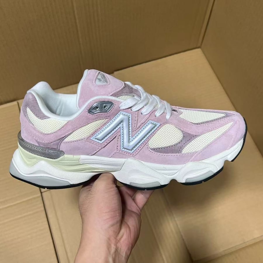 View 3 - Pink / Beige