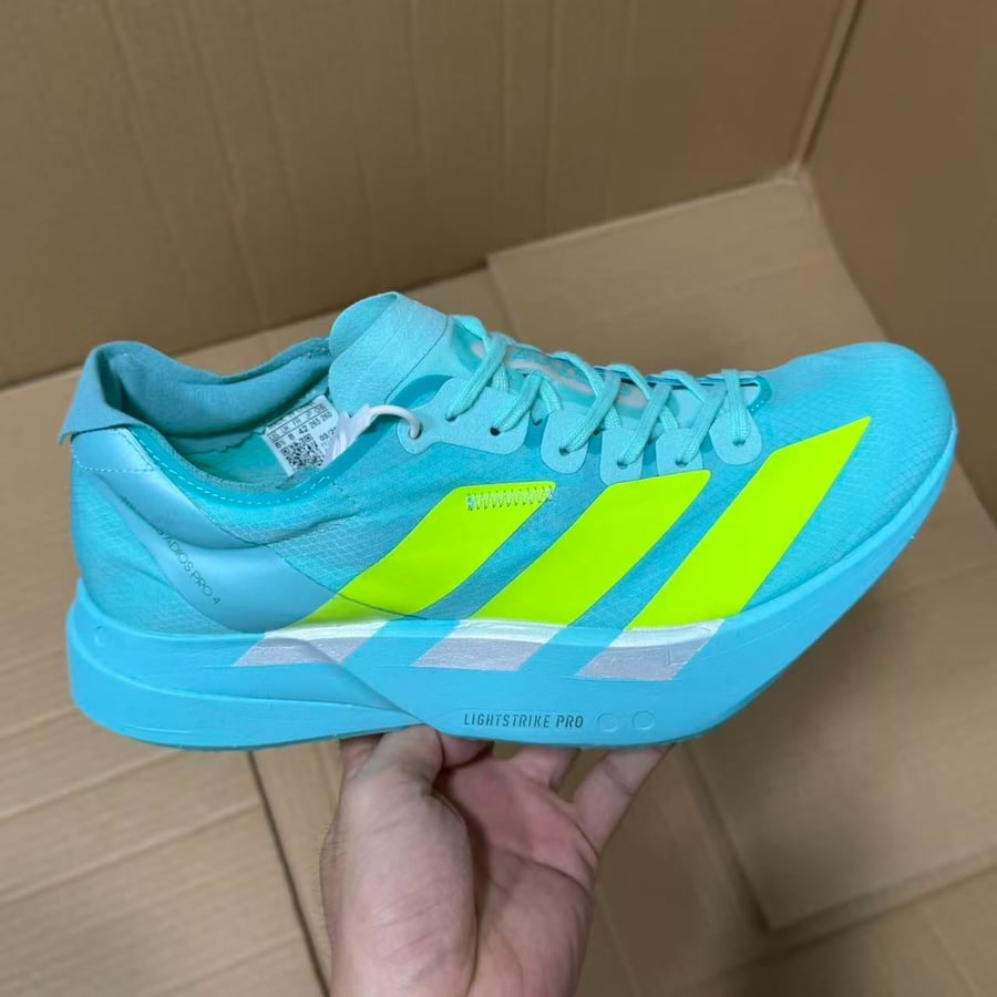 View 3 - Blue / Green