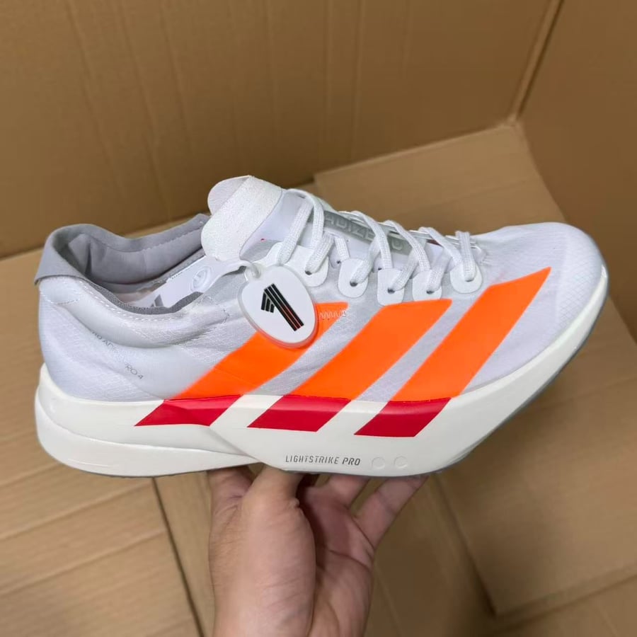 View 7 - White / Orange