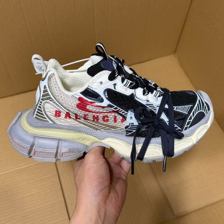 Designer Sneakers Balenciaga Collection