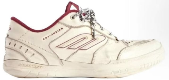 View 3 - Red / Beige