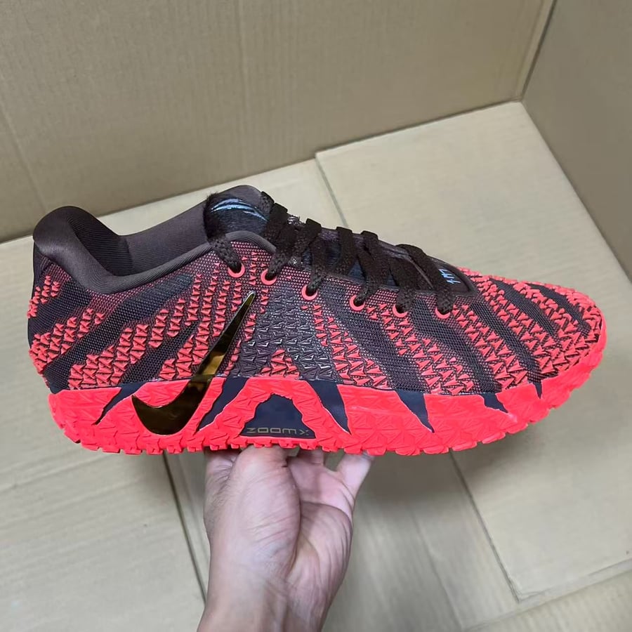 View 3 - Black / Red