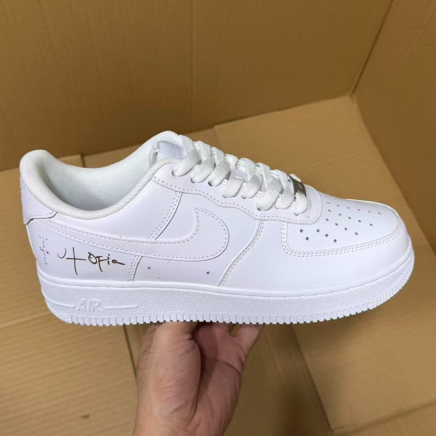 View 6 - White