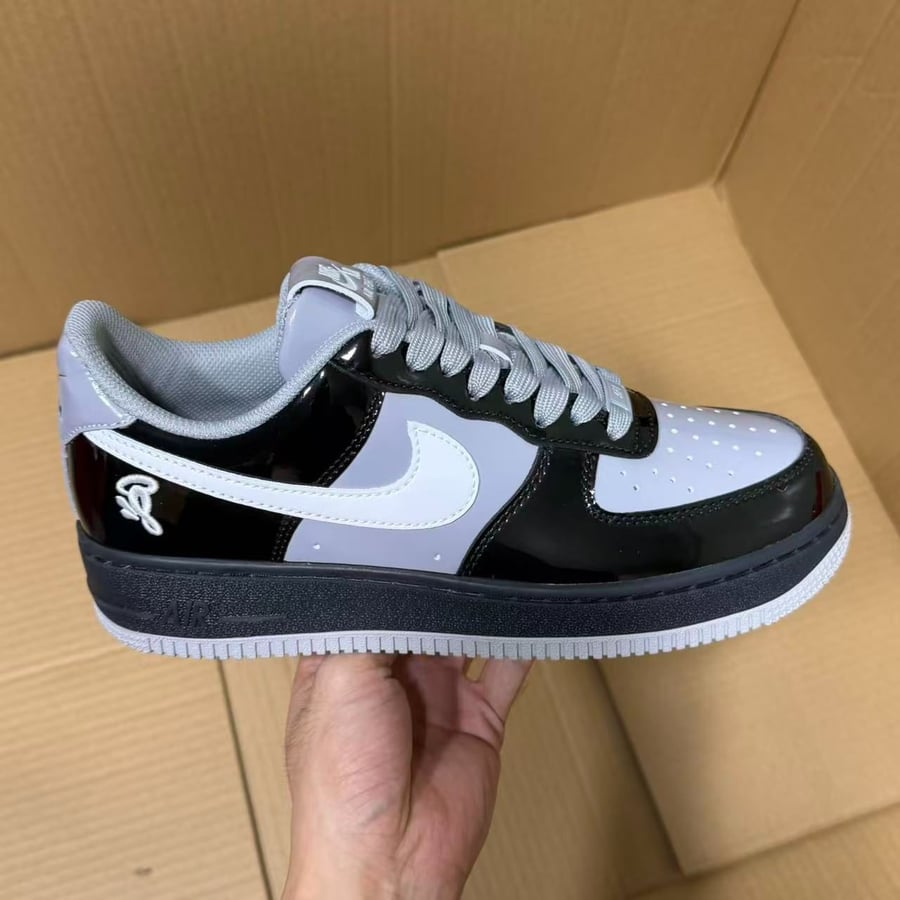 View 5 - Black / Grey