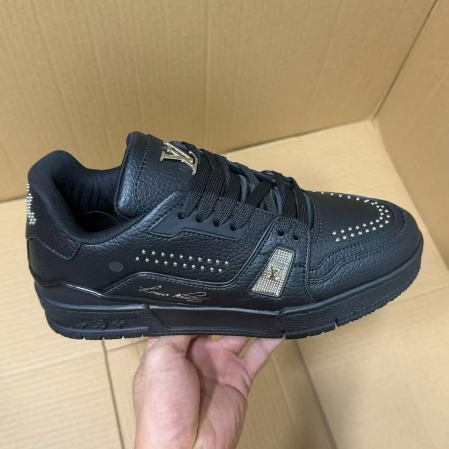 View 2 - Black / Grey