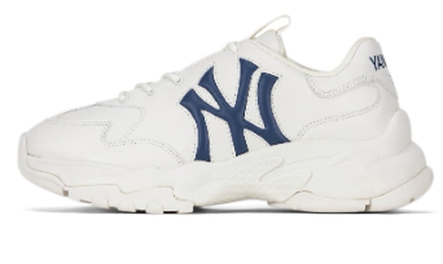 View 4 - White / Blue