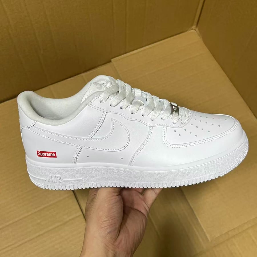 View 3 - White