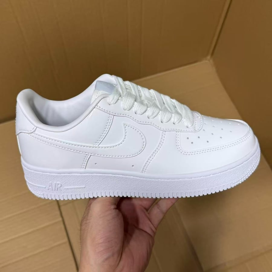 View 6 - White