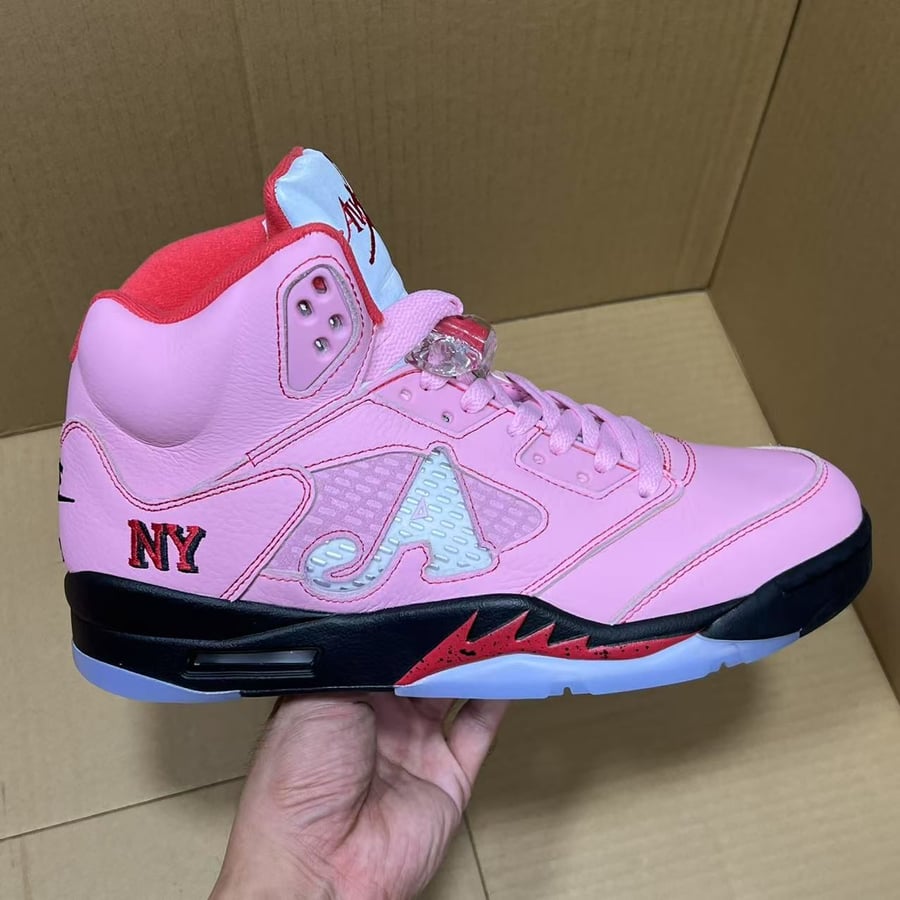 View 3 - Pink