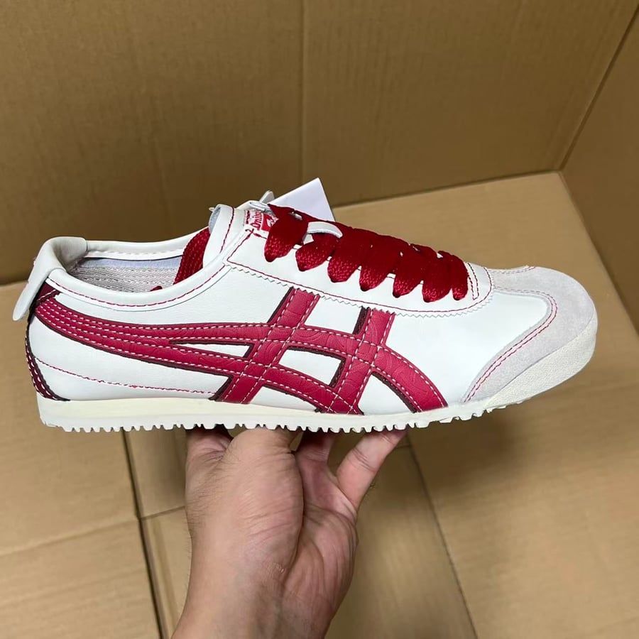 View 2 - White / Red