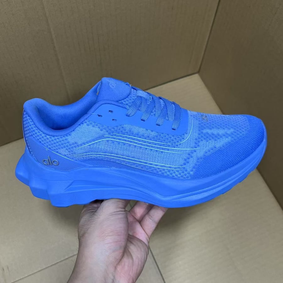 Running Shoes Batch Collection