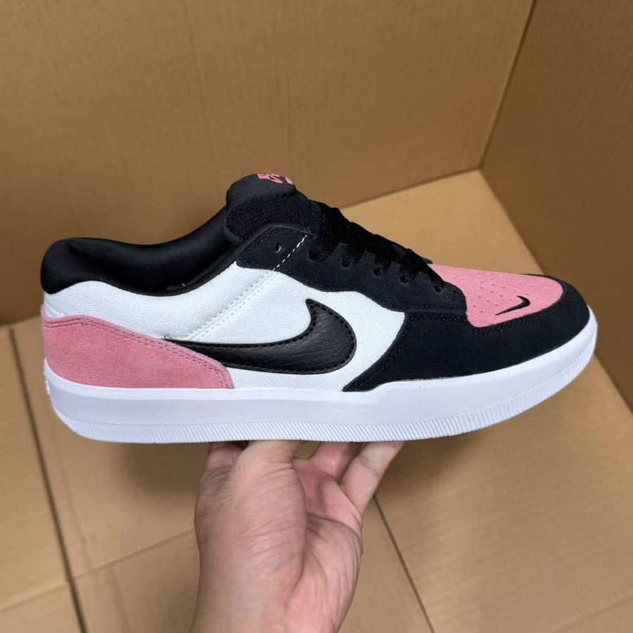 View 5 - Black / Pink