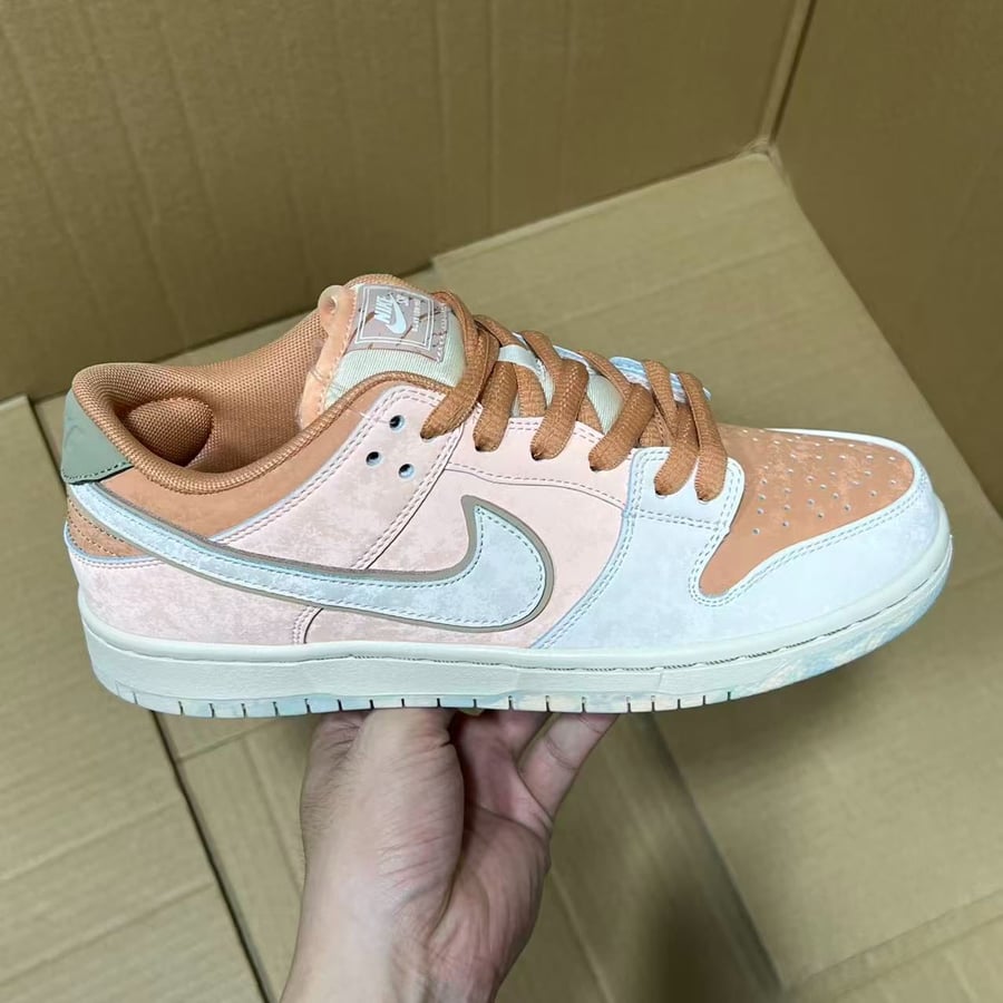 View 3 - Brown / Pink