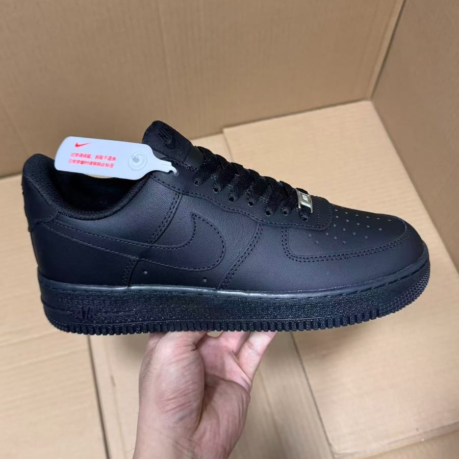 View 2 - Black