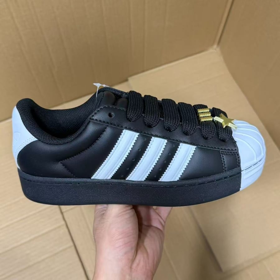 Sneakers T1 Batch Superstar Series