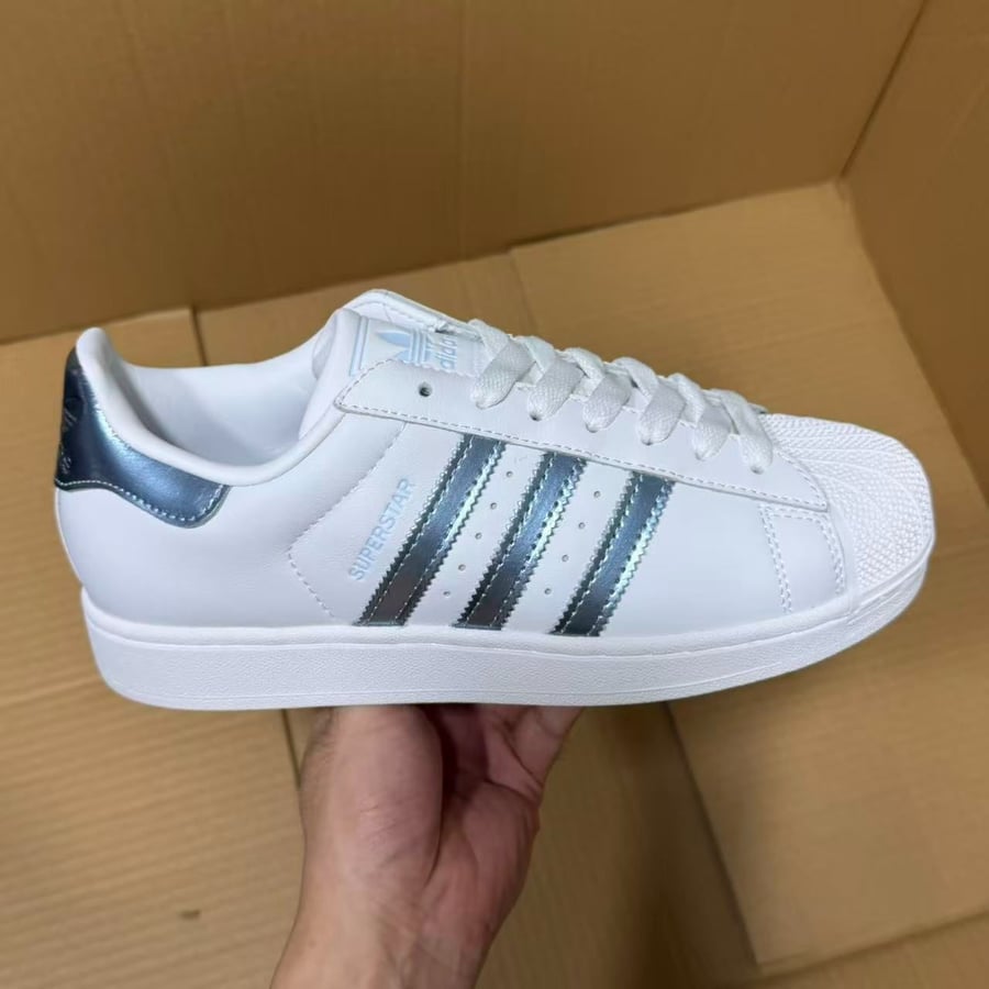 Sneakers T1 Batch Superstar Series